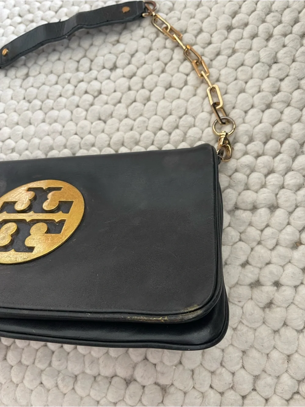 Tory Burch Black Leather Shoulder Bag with Gold Logo Medallion